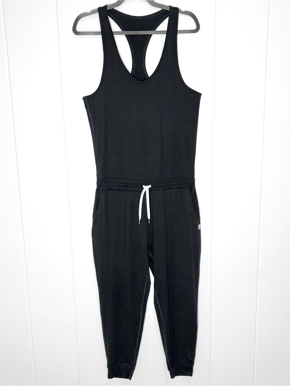 Vuori Lux Harem Jumpsuit  Size Small Black Sleeveless Tapered